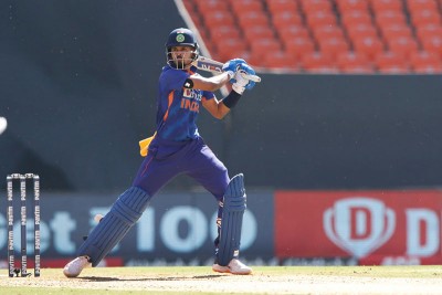 IPL auction: KKR bag rising Indian star batsman Shreyas Iyer for Rs. 12.25 cr