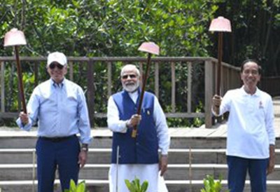 PM Narendra Modi, other G-20 leaders visit Mangrove forests