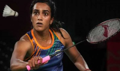 Malaysia Open: PV Sindhu enter Round 2, Saina Nehwal out