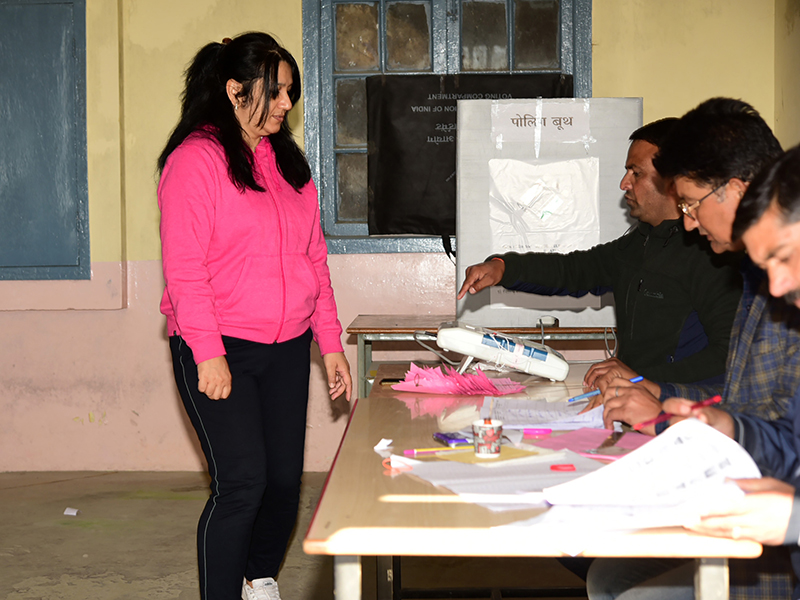 Himachal Pradesh: Voters vote to elect new Assembly