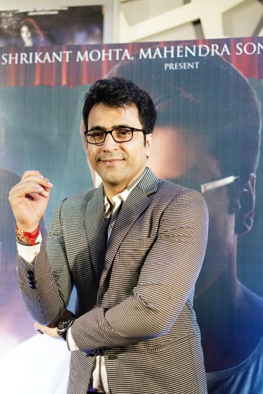 Premiere of Bengali film Byomkesh Hotyamancha