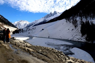 Tourism thrives in Jammu and Kashmir amid Christmas, New Year celebrations