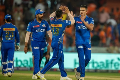 IPL 2023: MI beat SRH by 14 runs, Cameron Green and Arjun Tendulkar shine