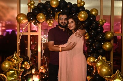 Glimpses from Iman Chakraborty's birthday celebration in Kolkata