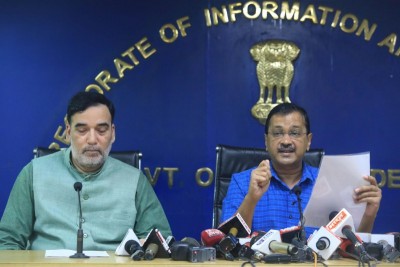 Delhi CM Arvind Kejriwal & Environment Minister Gopal Rai address press conference