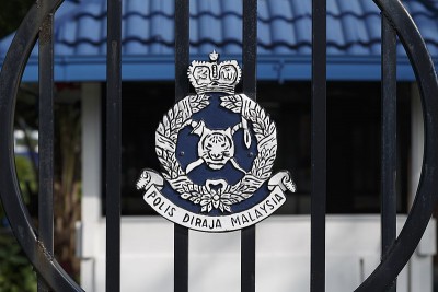 Malaysian police target Chinese scam syndicate