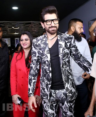 Premiere of Jeet starrer Chengiz in Kolkata