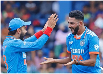 Asia Cup Final: Mohammed Siraj picks up six wickets to help India bowl out Sri Lanka for 50