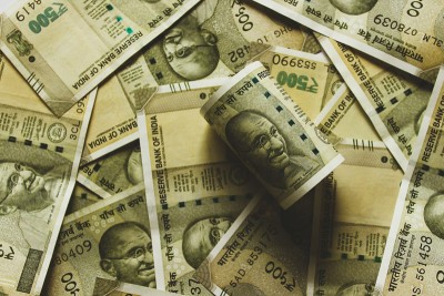 Rupee falls 4 paise against USD