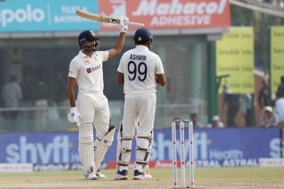 Axar Patel, Ravichandran Ashwin come to India's rescue against Australia in Delhi