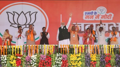 PM Modi at a public meeting in Madhya Pradesh