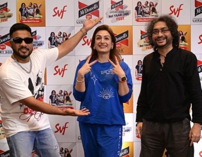 Raftaar, Akriti Kakar get Kolkata audiences grooving to Yaari at McDowell’s No1 Soda - No1 Yaari Jam