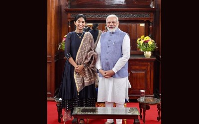 Instagram influencer Shraddha Jain, whose layoff video went viral, meets PM Modi