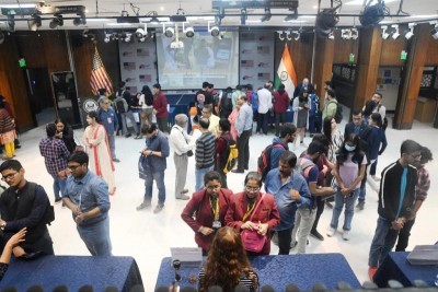 Education USA hosts Annual Alumni Fair at  American Center, Kolkata