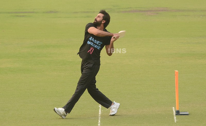 Ranbir Kapoor, Sourav Ganguly at Eden Gardens for cricket and Tu Jhoothi Main Makkaar