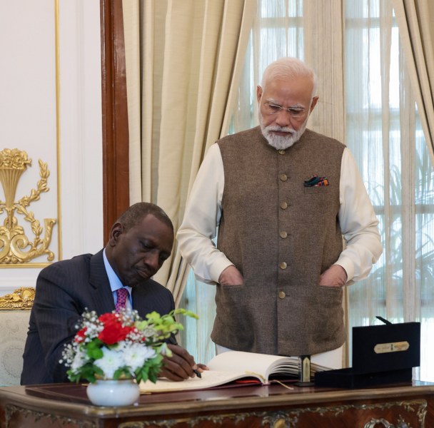 PM Modi holds talks with Kenyan Prez William Samoei Ruto