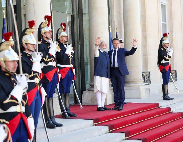 PM Modi welcomed by French Prez Emmanuel Macron at Elysee Palace in Paris