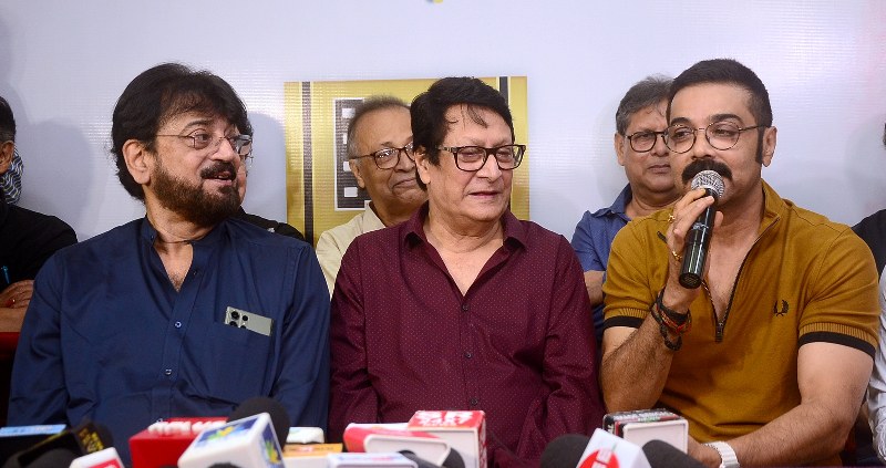 Kolkata: Ranjit Mallick, Prosenjit Chatterjee, Chiranjit Chakraborty, others celebrate Artists' Forum's 25th anniversary