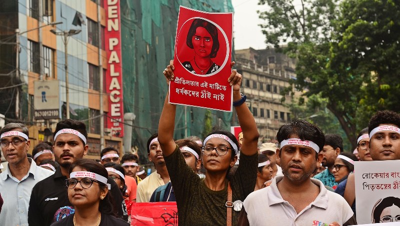 West Bengal junior doctors ramp up protests over RG Kar case