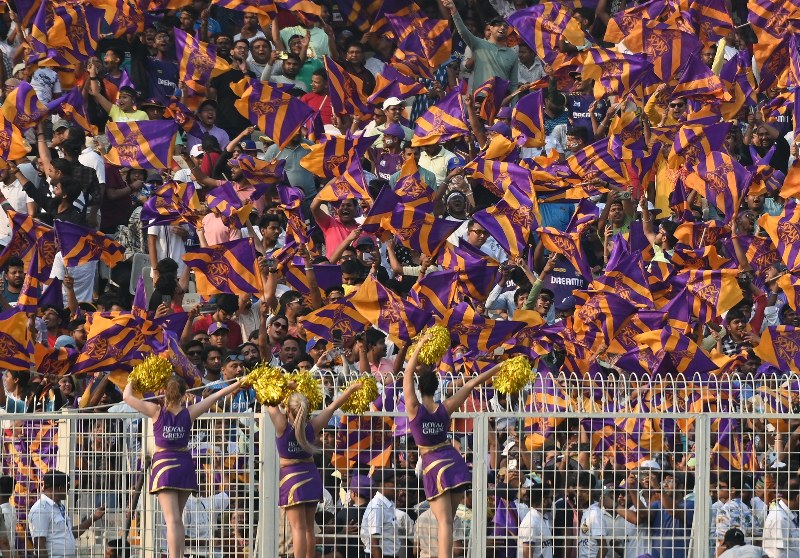 IPL: KKR beat LSG by 8 wickets in Kolkata, roar back to victory