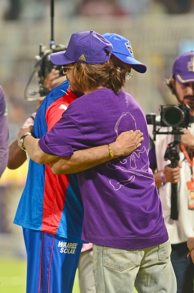 Shah Rukh Khan, son AbRam take victory lap post KKR's win at Eden Gardens