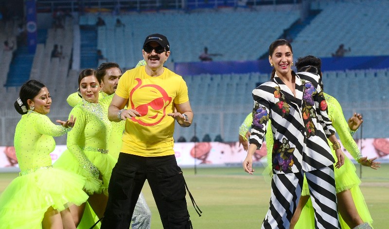 B-town beauty Nushrat Bharucha joins Tolly stars Jeet, Rukmini at Bengal Pro T20 League inaugural performance