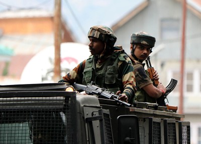 Jammu and Kashmir: Two army personnel hurt after terrorists target their vehicle