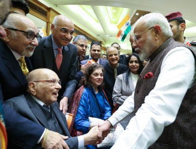 Narendra Modi feels 'delighted' after meeting Kuwait-based 101-year-old retired IFS officer Mangal Sain Handa