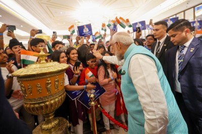 Narendra Modi in Russia: Indian PM pays tributes at ‘Tomb of the Unknown Soldier’ in Moscow