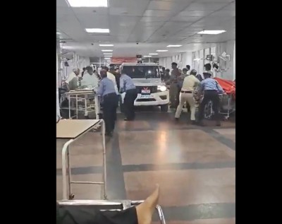 Uttarakhand Police drives Mahindra Bolero inside AIIMS Rishikesh ward to arrest accused in sexual harassment case