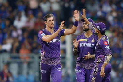 IPL: Starc takes 4, KKR beat Mumbai Indians by 24 runs at Wankhede