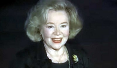 'Mary Poppins' star Glynis Johns dies at 100 in LA