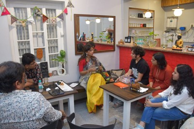 Prescriptive poetry for troubled minds: Healing Words to hold a poetry clinic in Kolkata