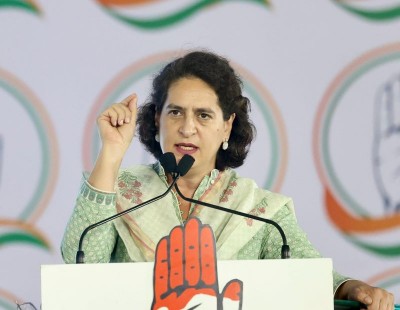 Priyanka Gandhi utters 'ab ki baar' slogan in Maharashtra rally but with a twist