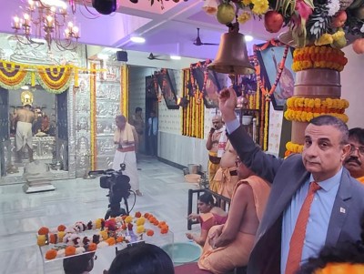 Israeli Consul General Kobbi Shoshani visits Shree Ram Mandir in Mumbai, looking forward to Ayodhya trip soon