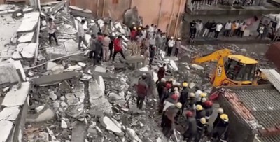 Building collapses in Gujarat's Surat, 15 injured, some feared trapped