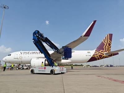 Vistara cuts flights to deal with pilot shortage, offers refund to passengers