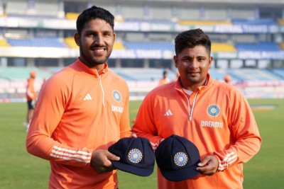 Sarfaraz Khan and Dhruv Jurel debut for India in third Test against England