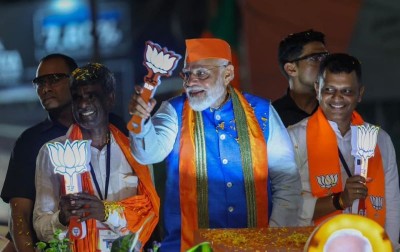 After trailing for a round, PM Modi back in lead in Varanasi