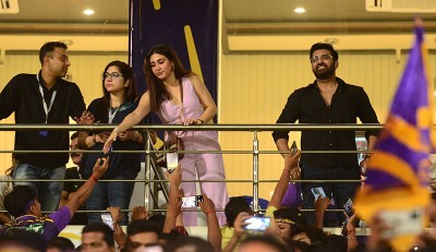 Ankush Hazra, Oindrila Sen cheer KKR at Eden Gardens