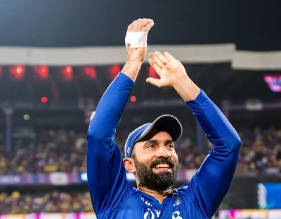 Dinesh Karthik announces retirement from representative cricket