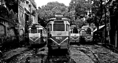 Photo Essay: Kolkata trams finally lose the turf battle