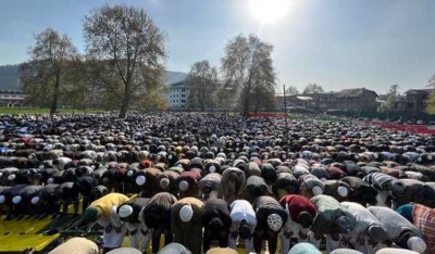 No Eid prayers at historic Jamia mosque in Srinagar