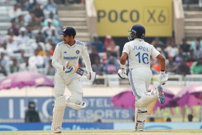 India defeat England by 5 wickets in Ranchi, take unbeatable 3-1 lead