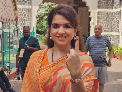 Eknath Shinde-led Shiv Sena fields BJP's Shaina NC from Mumbadevi seat for Maharashtra polls