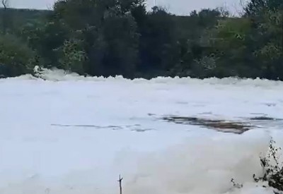 Toxic foam covers road near Bengaluru after heavy rain; suspected industrial pollution spurs investigation