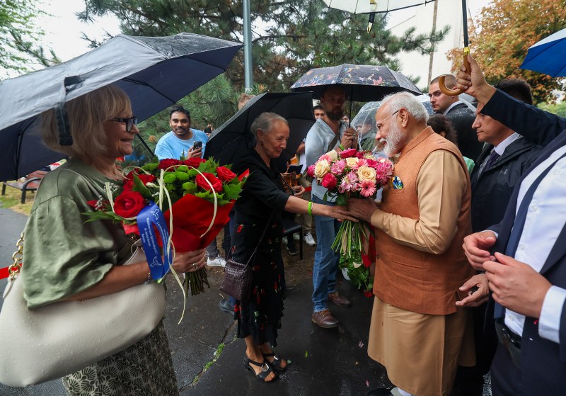 At a glance: PM Modi's Day 1 in Poland