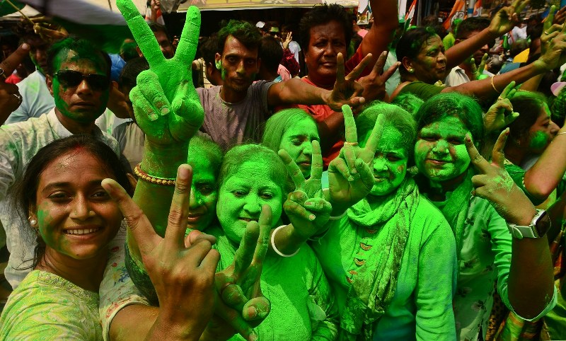 TMC celebrates win in Lok Sabha polls in Bengal