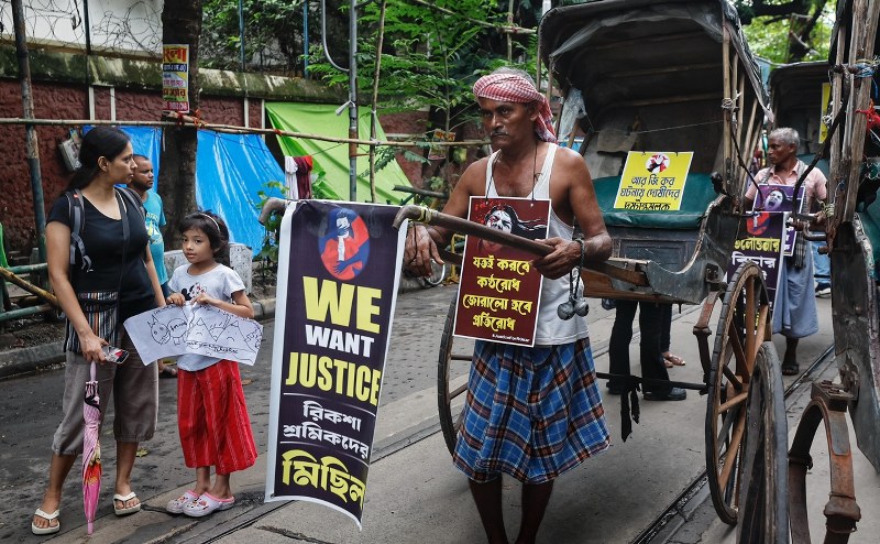 Rickshaw pullers demand justice for RG Kar victim in Kolkata