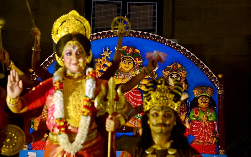 Kolkata's iconic Victoria Memorial celebrates Durga Puja